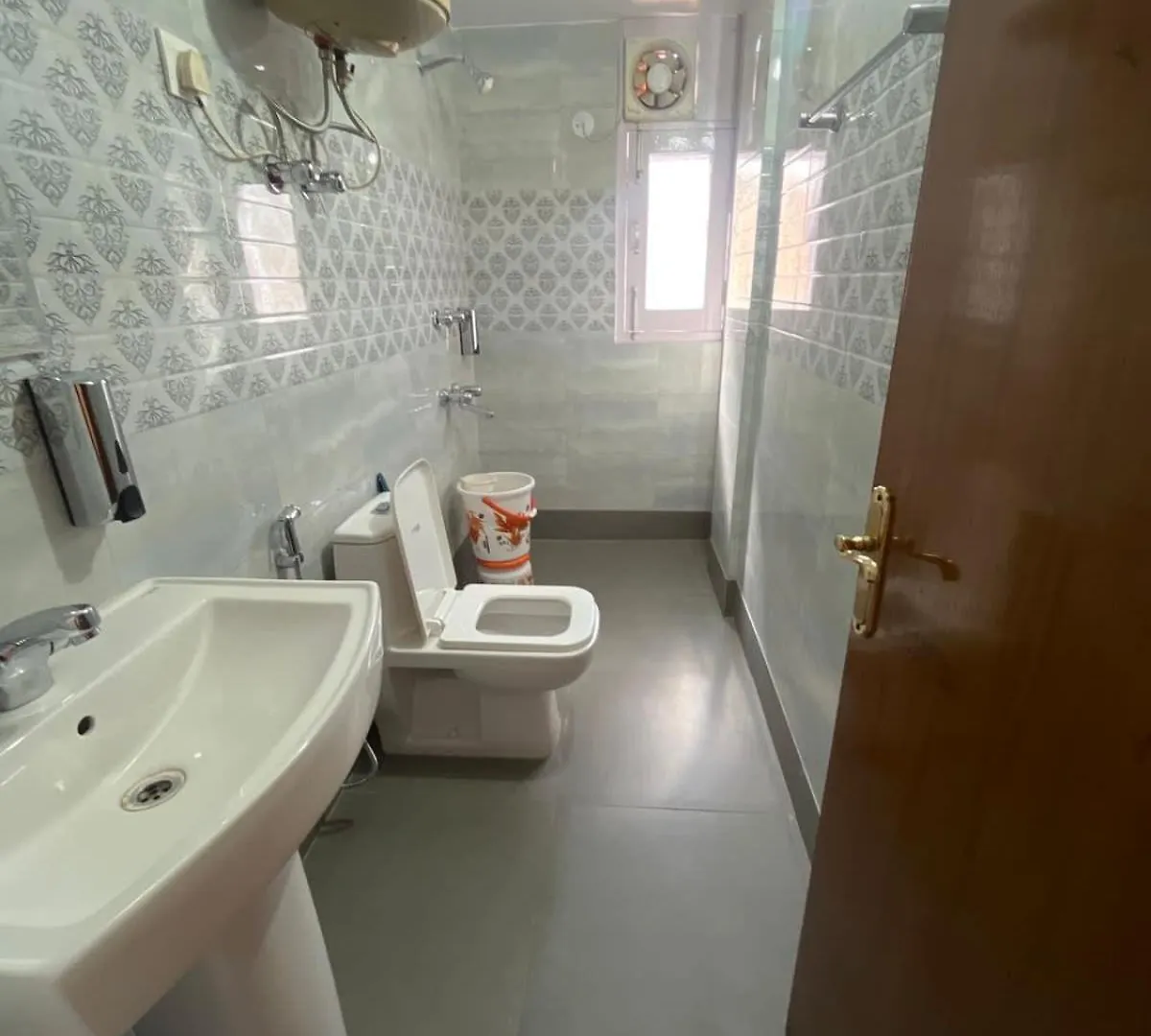 Hotel Tara Home Shimla Near Mall Road