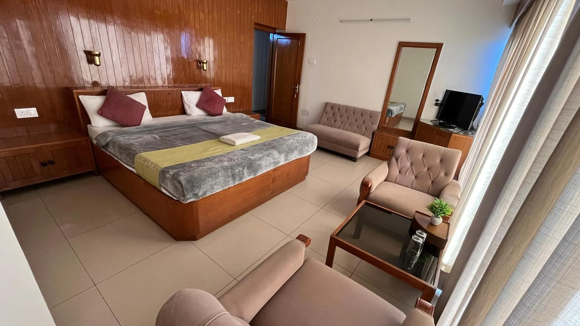 Hotel Tara Home Shimla Near Mall Road